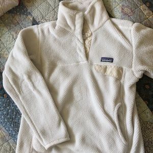 Women’s small lightweight Synchilla snap-t fleece pullover in white/ tan